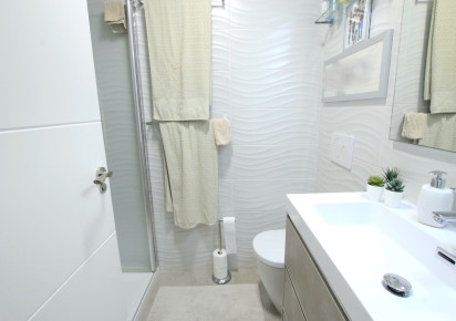 Sale · Apartment · Villamartin