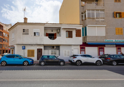 Sale · Bungalow · Torrevieja · Playa del Acequión