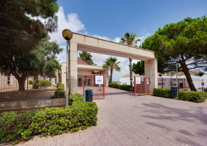 Sale · Bungalow · Torrevieja · Playa del Acequión