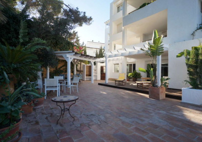 Sale · Casa de pueblo · Altea