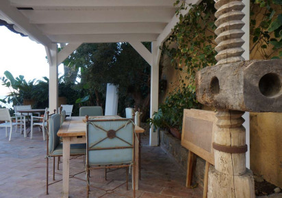 Sale · Casa de pueblo · Altea