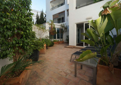 Sale · Casa de pueblo · Altea