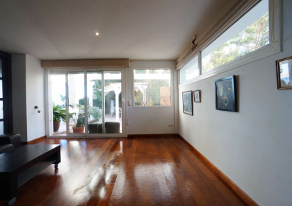 Sale · Casa de pueblo · Altea