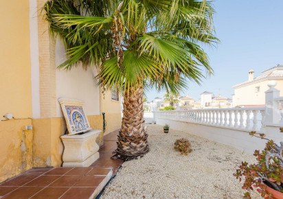 Sale · Chalet · Algorfa · LO CRISPIN