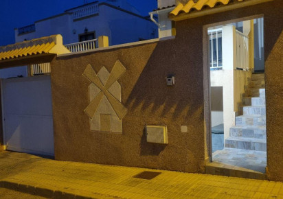 Sale · Chalet · Orihuela Costa · Dream Hills