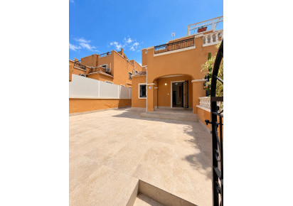Sale · Chalet · Orihuela Costa · Dream Hills