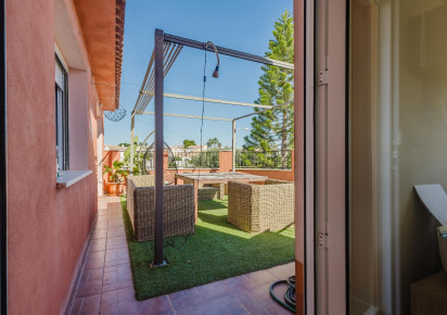 Sale · Chalet · Torrevieja · LA SIESTA