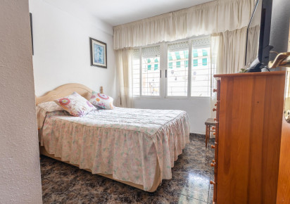 Sale · Chalet · Torrevieja · torreta III