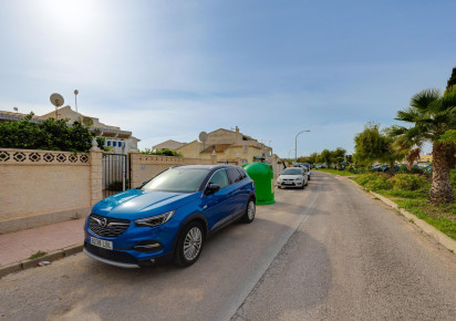 Sale · Chalets Pareados · Orihuela-Costa · La Florida