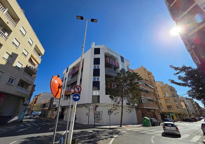 Sale · Commercial · Torrevieja