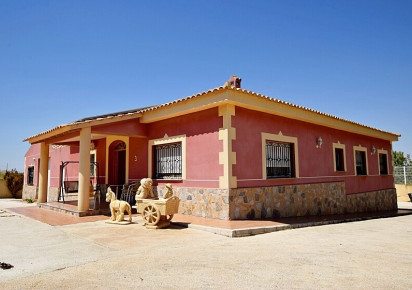 Sale · Country house · Abanilla · ABANILLA