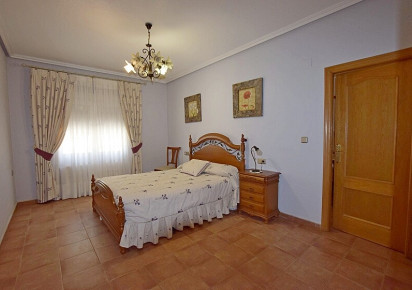 Sale · Country house · Abanilla · ABANILLA