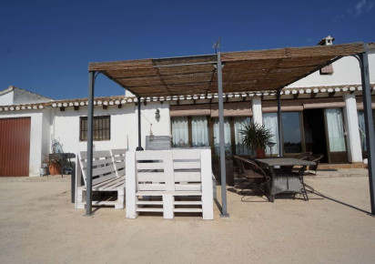 Sale · Country house · Benissa