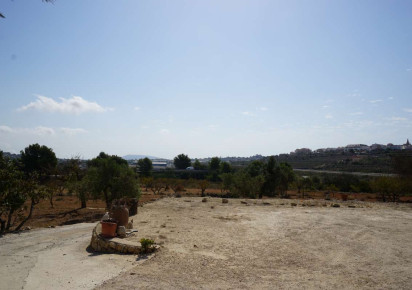 Sale · Country house · Benissa