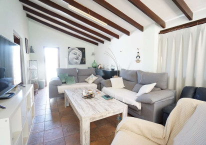 Sale · Country house · Benissa