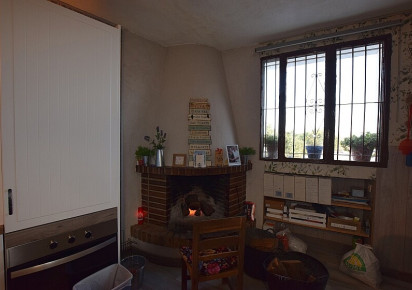 Sale · Country house · Los Montesinos