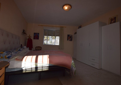 Sale · Country house · Los Montesinos