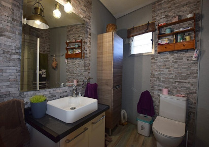 Sale · Country house · Los Montesinos