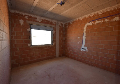 Sale · Country house · Pinoso