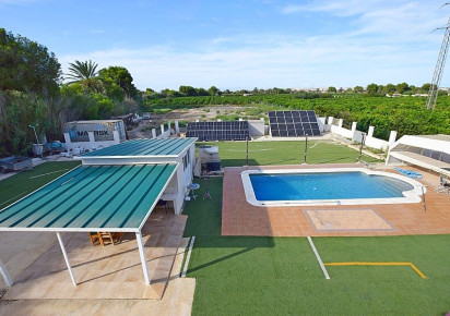 Sale · Country house · Rojales