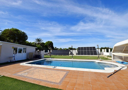 Sale · Country house · Rojales