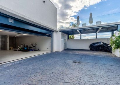 Sale · detached house · Altea