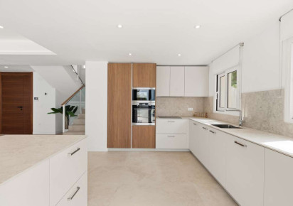 Sale · detached house · Altea
