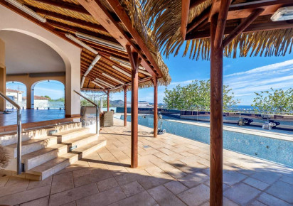 Sale · detached house · Calpe