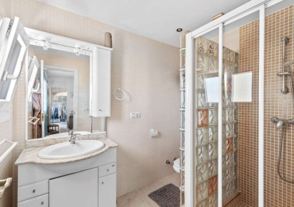 Sale · detached house · Calpe