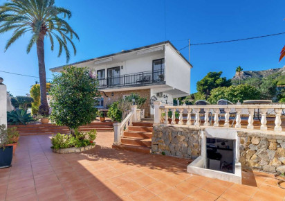Sale · detached house · Calpe
