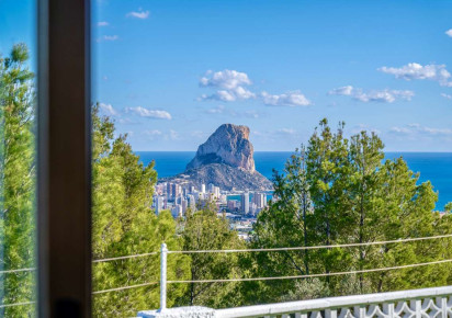 Sale · detached house · Calpe