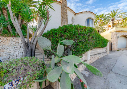 Sale · detached house · Calpe