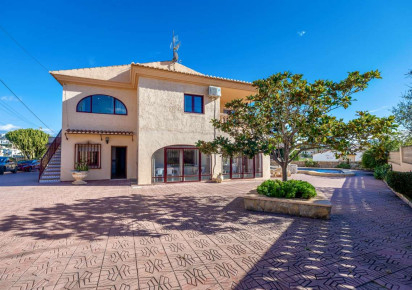 Sale · detached house · Calpe