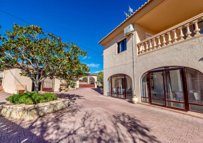 Sale · detached house · Calpe