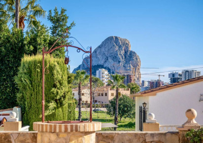 Sale · detached house · Calpe