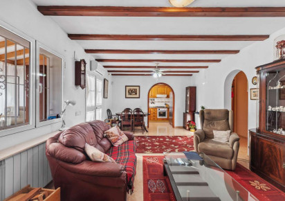 Sale · detached house · Calpe