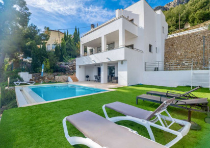 Sale · detached house · Calpe