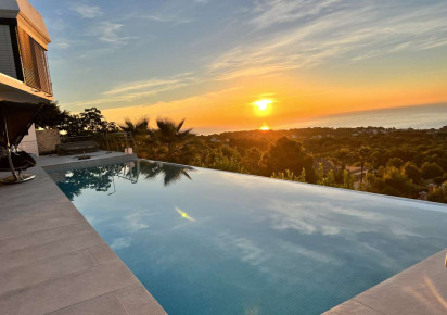 Sale · detached house · Calpe