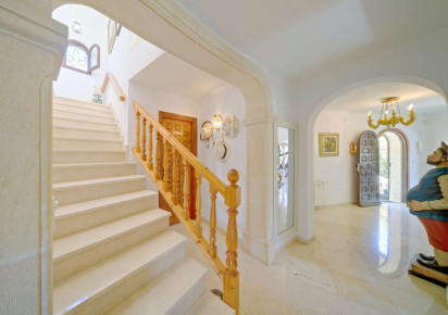 Sale · detached house · Calpe