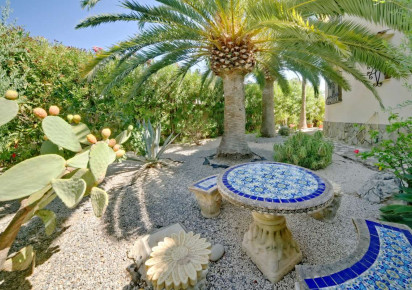 Sale · detached house · Calpe