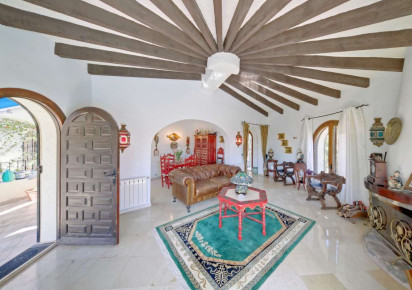 Sale · detached house · Calpe
