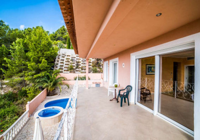 Sale · detached house · Calpe