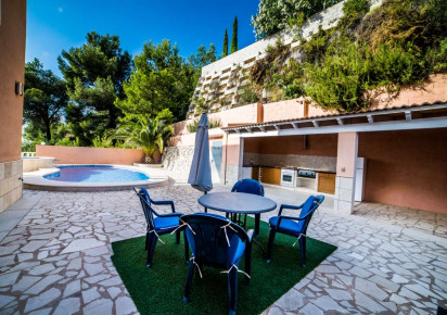 Sale · detached house · Calpe