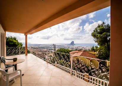 Sale · detached house · Calpe