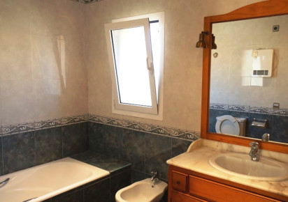 Sale · detached house · Calpe