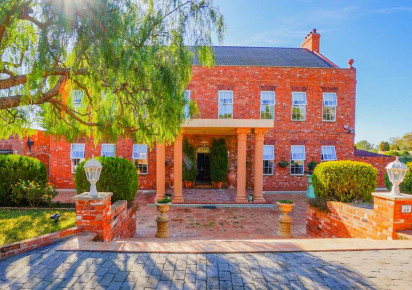 Sale · detached house · Calpe