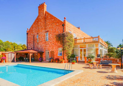 Sale · detached house · Calpe