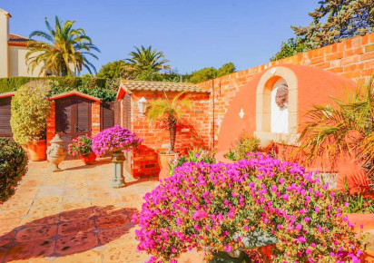 Sale · detached house · Calpe