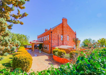 Sale · detached house · Calpe