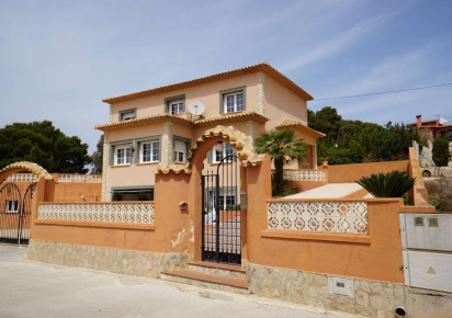 Sale · detached house · Calpe